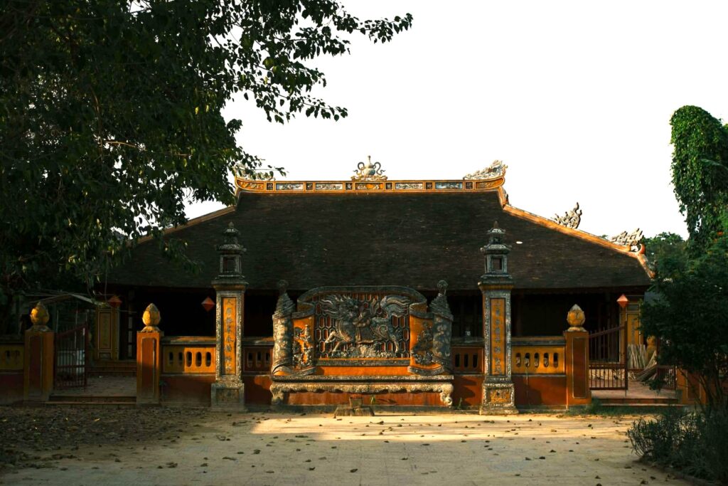 Bình phong Long Mã trong kiến trúc truyền thống Huế